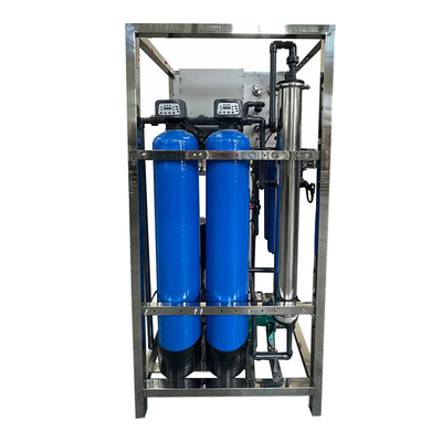 300L واحد مرحله ای معکوس اسموز آب آشامیدنی تصفیه کارخانه با سیستم UV برای صنعت مواد غذایی